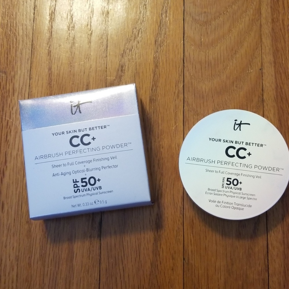 IT Cosmetics CC+ Airbrush Perfecting Powder Medium